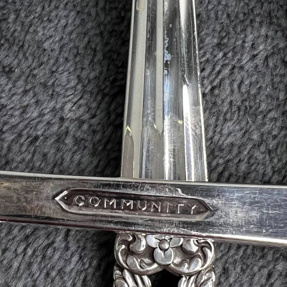 Oneida Community Silverplate Coronation Flatware Lot 41 Piece Serving Dinner